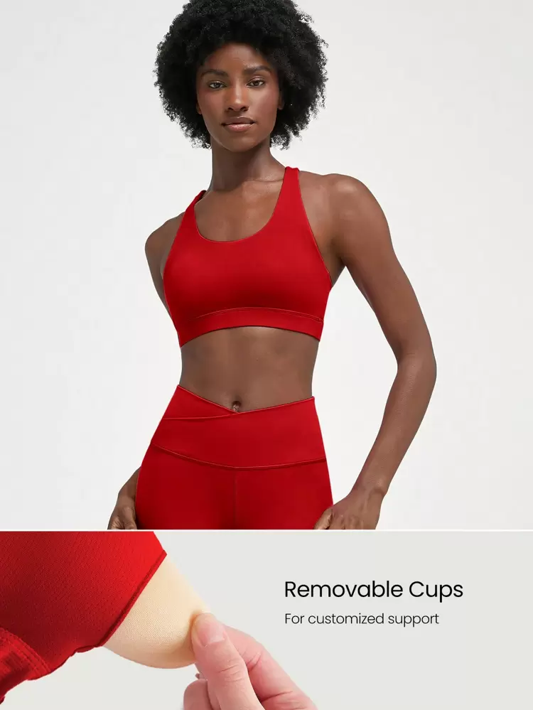 Soutien-gorge de sport à brides croisées FeatherFit™