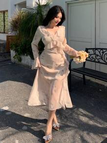 DAZY Women Fall Plant Print V-Neck Flare Sleeve Ruffle Trim Vacation Chiffon Dress Long Sleeve Dress