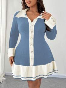 SHEIN Unity Vestido de punto de talla grande para mujer con contraste de color, dobladillo con volantes y decoración de botones, elegante vestido largo para otoño/invierno - Celeste - Ver 3