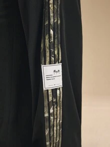 Forever 21 Men's Black Textured Fabric Super Loose Trousers With Tree Branch Camouflage Stripes And Large Woven Label, Suitable For Daily Wear - Black - View 6