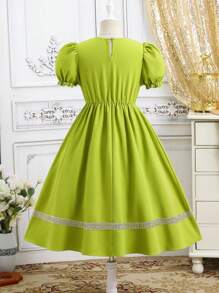 SHEIN Vestido informal de manga corta con cuello en V y ribete de volantes para niñas preadolescentes, vestido para Ramadán