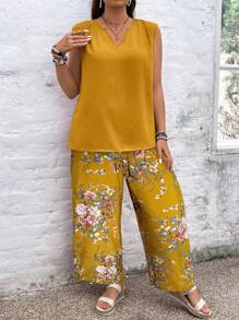 SHEIN VCAY Plus Size Boho Holiday Solid Color Notched V-Neck Blouse & Floral Print Wide Leg Pants 2 Pieces Set, For Summer - Yellow - View 4
