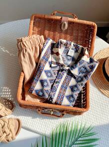 SHEIN Set da 2 pezzi per ragazzi giovani, composto da camicia maniche corte con stampa geometrica casual e pantaloncini corti di colore unito