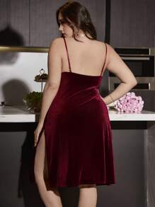 Plus Size Velvet Spaghetti Strap Backless Side Slit Slip Dress, Sexy For Valentine's Day - Burgundy - View 2