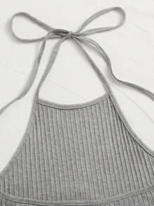 SHEIN EZwear Crop haltertop met knoopsluiting aan de achterkant