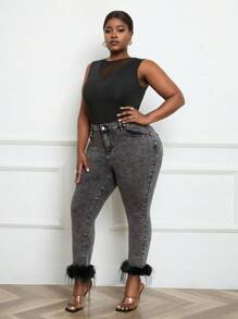 SHEIN EZwear Plus Fuzzy Trim Skinny Jeans - Black - View 5