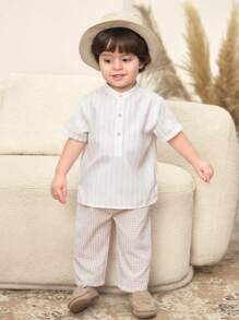 SHEIN Baby Boy 2pcs Short Sleeve Solid Stand Collar Top & Elastic Waist Plaid Long Pants Set - Multicolor - View 3