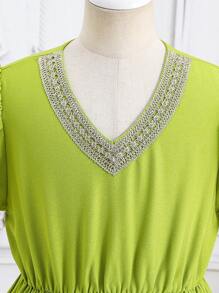 SHEIN Vestido informal de manga corta con cuello en V y ribete de volantes para niñas preadolescentes, vestido para Ramadán