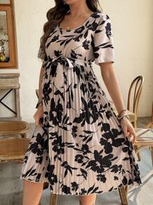 SHEIN 孕妇花卉印花褶裥下摆连衣裙 - 卡其色 - 查看 2