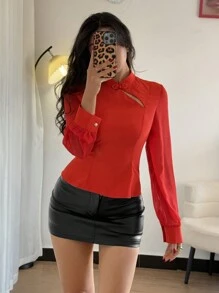 Chiquease Blusa Feminina Chinesa de Manga Longa, Gola Mandarim, Estilo Assimétrico em Tule Elegante com Recortes, Vermelha - Vermelho - Visão 4