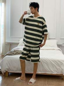 DAZY Conjunto de Roupas Domésticas Masculinas com Camiseta Listrada de Verão e Estampa de Filhote de Cachorro, Pijama Multicolorido