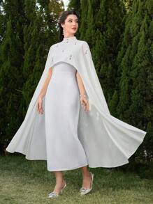 Modelyn Damen Strass Kragen Umhang Poncho und elegantes 2-teiliges Kleid Set