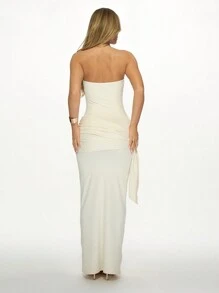 MISSGUIDED 优雅露肩抹胸晚礼服长裙，侧褶细节设计，非常适合婚礼宾客正式场合、舞会、黑色领带活动