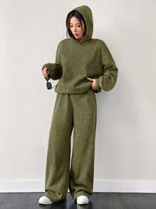 SHEIN EZwear 2pcs/Set Oversized Olive Green Thermal Lined Hoodie Sweatshirt And Wide Leg Sweatpants Sage Green Outfit Co Ords Sets Women Knit Set Olive Green Outfit Women Comfortable Two Piece Set,Fall,Fall Clothes For Women - Army Green - View 4