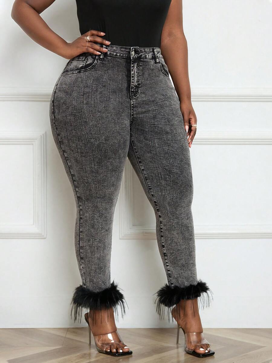 SHEIN EZwear Plus Fuzzy Trim Skinny Jeans - Black - View 1