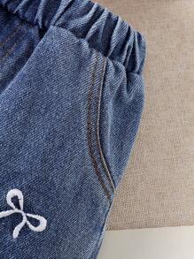 SHEIN 2pcs/Set Baby Girl Spring&Summer Casual Style, Pure Cotton Top &Heart-Shape Embroidery Long Pants Denim Set - White - View 4