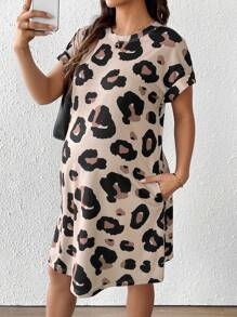 SHEIN Pregnant Women Leopard Print Batwing Short Sleeve Dress Maternity Dress