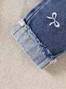 SHEIN 2pcs/Set Baby Girl Spring&Summer Casual Style, Pure Cotton Top &Heart-Shape Embroidery Long Pants Denim Set - White - View 3