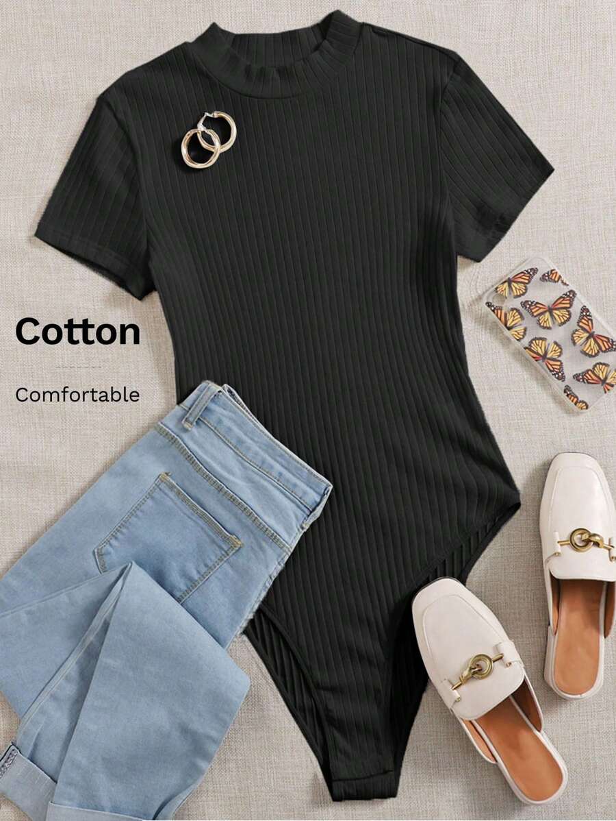 SHEIN EZwear Body casual de mujer de unicolor, cuello redondo, manga corta y acanalado - Negro - Ver 1