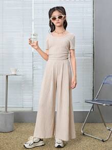 Tween GirlKnitted Pit Strip Slim Fit U-Shaped Collar Side Seam Gathered Short-Sleeved T-Shirt With Processed Word Pleats Loose Wide-Leg Trousers Two-Piece Set, Suitable For Spring And Summer,Back To School,Comfortable And Casual Outing