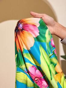 Slaydiva Plus Size Vacation Casual Colorful Floral & Tropical Leaves Print Cap Sleeve Crop Top And Tiered Maxi Skirt Set, Spring/Summer,Holiday Outfits