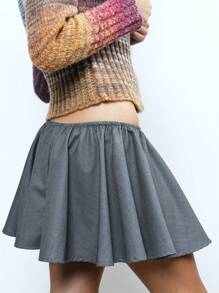 COUREZ Chân váy xếp ly siêu ngắn kiểu dáng vintage Y2K - màu đen - Xem 3