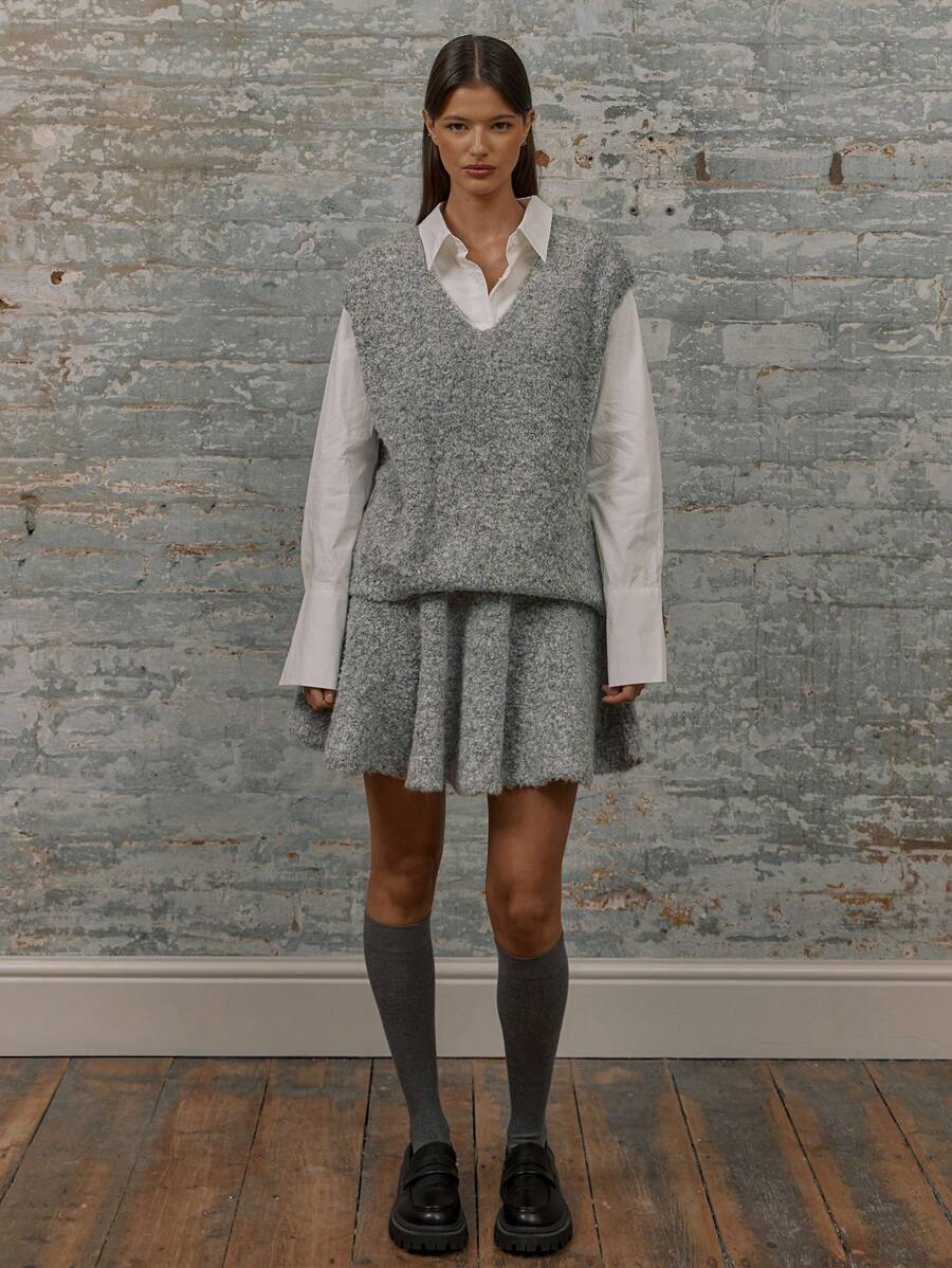 MUSERA Textured High Rise Floaty Pleat Knit Skater Skirt - Green - View 1