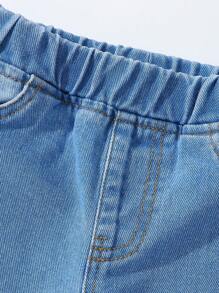 SHEIN 女婴时尚牛仔直筒裤，带心形刺绣缝线 - 淺色水洗藍 - 查看 5