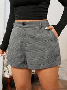 SHEIN EZwear Plus Size Spring Plaid Casual Shorts, Minimalist Fashion For Everyday Wear - Black and White - View 3
