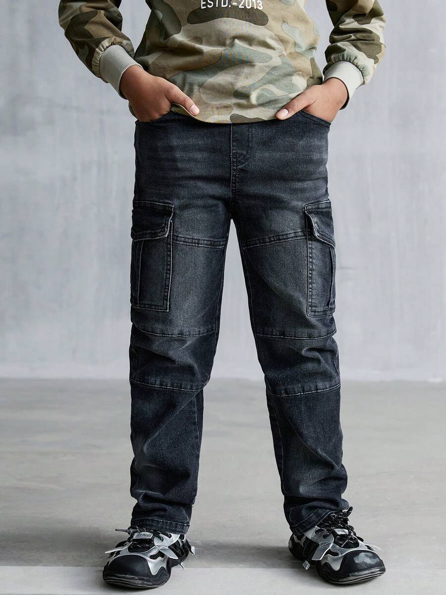 SHEIN Tween Boys 复古水洗黑灰色实用口袋锥形牛仔裤,休闲修身牛仔裤 - 黑色 - 查看 1