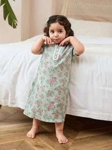 SHEIN 女宝宝休闲优雅花卉印花白色蕾丝边长袖睡袍家居服 - 綠色 - 查看 3