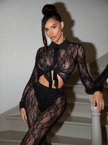 Zolique Fashionable Sexy Sheer Lace Fitted Cropped Blouse