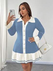 SHEIN Unity Vestido de punto de talla grande para mujer con contraste de color, dobladillo con volantes y decoración de botones, elegante vestido largo para otoño/invierno - Celeste - Ver 4