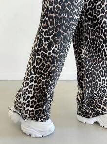 EURMUSE Women's Front Button Pocket Leopard Print Simple Casual Pants, For Everyday Wear - Multicolor - View 6