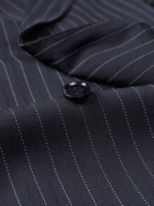 Manfinity Mode Plus Size Men's Striped Double Breasted Long Sleeve Minimalist Blazer And Pants Suit Set