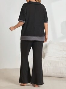 Plus Size Contrast Color Block Polo Collar Short Sleeve Flare Pants Pajamas Set - Black - View 2