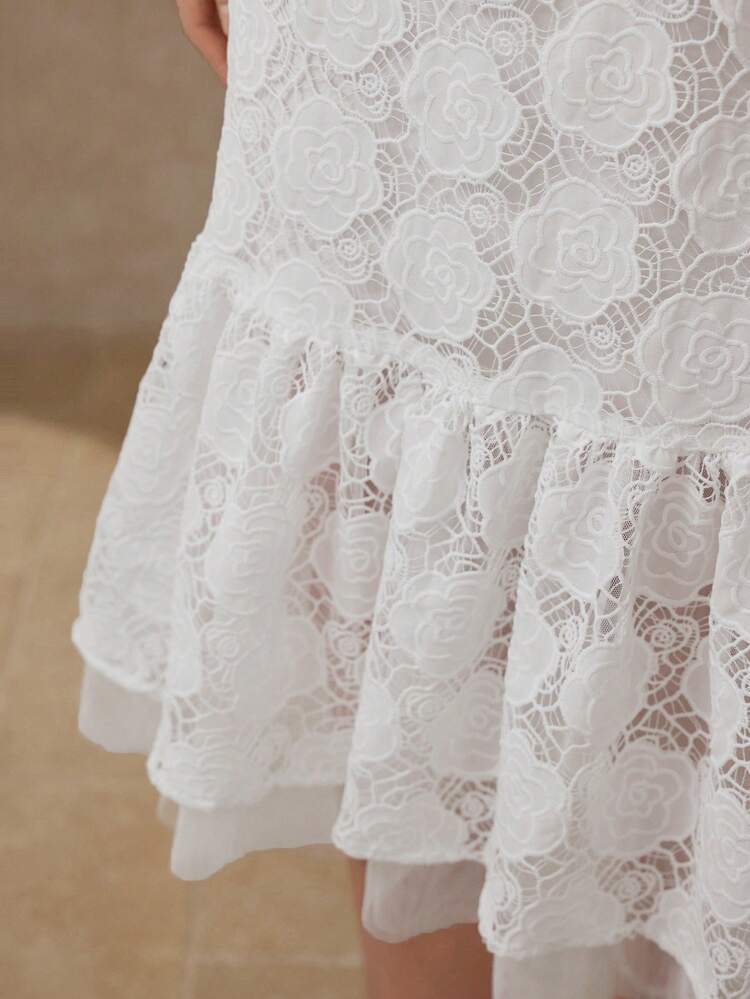 LACE RUFFLE HEM HALTERNECK DRESS