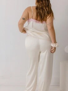 Aralina 曲线缎面蕾丝花边情人节褶皱前襟丝质吊带宽松抽绳休闲裤 - 杏色 - 查看 2