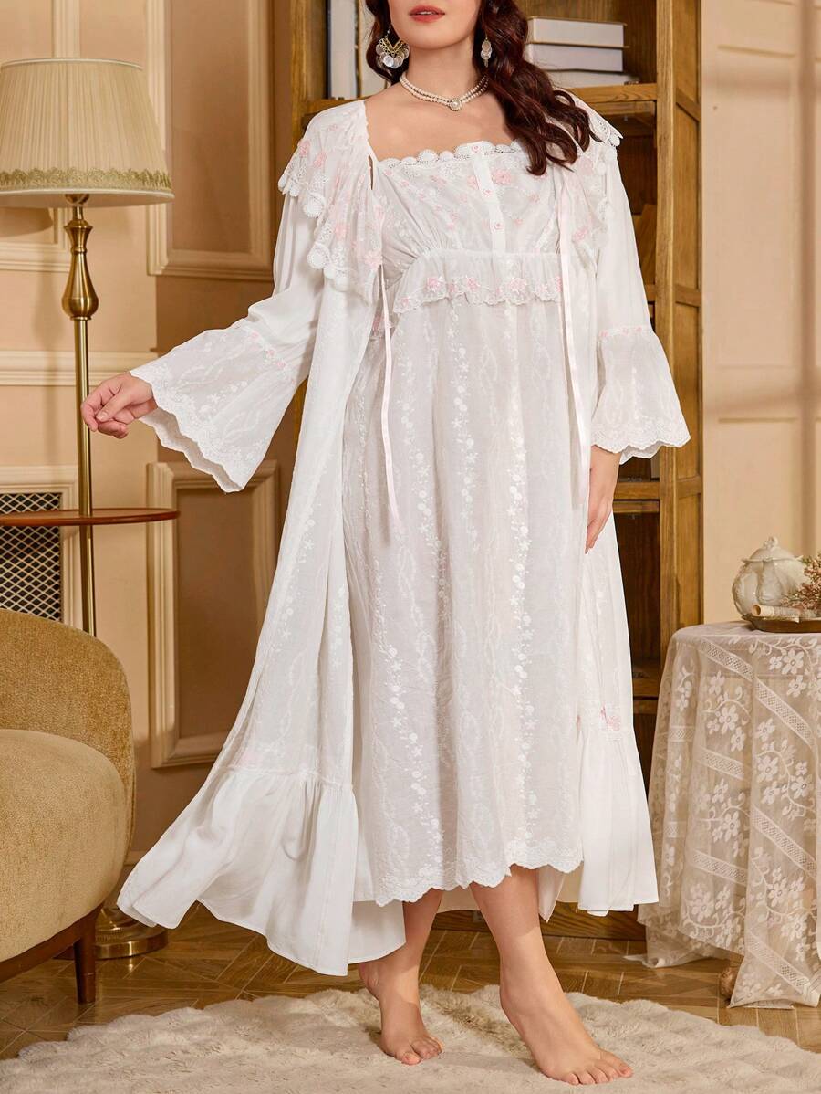 Plus Size Floral Embroidery Contrast Lace Robe And Camisole Dress Vintage Set , Fall Clothes - White - View 1