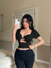 Rafferiza 全新性感镂空装饰纽扣短袖女式 T 恤 - 黑色 - 查看 6