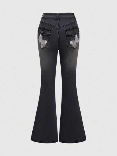 Jeans évasés ajustés avec motif brodé de papillon rétro pour femmes