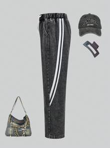 SHEIN 1-Piece Set Of Girls' Denim Jeans In Casual Style, Sporty Retro Striped Bow Loose Distressed Jeans, Suitable For Urban Street Photography, Outings, Daily Wear, School, Parties, And Various Occasions In Spring, Summer, And Autumn