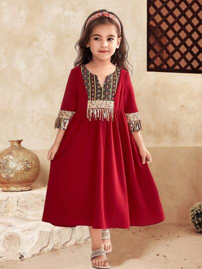 SHEIN Young Girl Woven Solid Color Patchwork Ditsy Floral Splicing Casual Holiday Dress