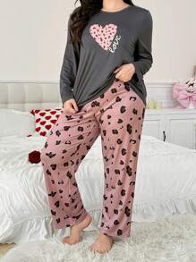 Conjunto de pijama de manga larga y pantalón largo con estampado de corazón y "Amor" de leopardo para el Día de San Valentín en talla grande