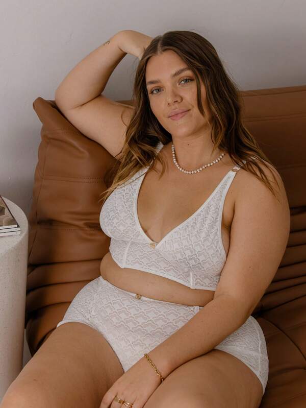 Aralina Curve All Over Lace Corset Boyleg Valentine Bra And Panty Lingerie Set