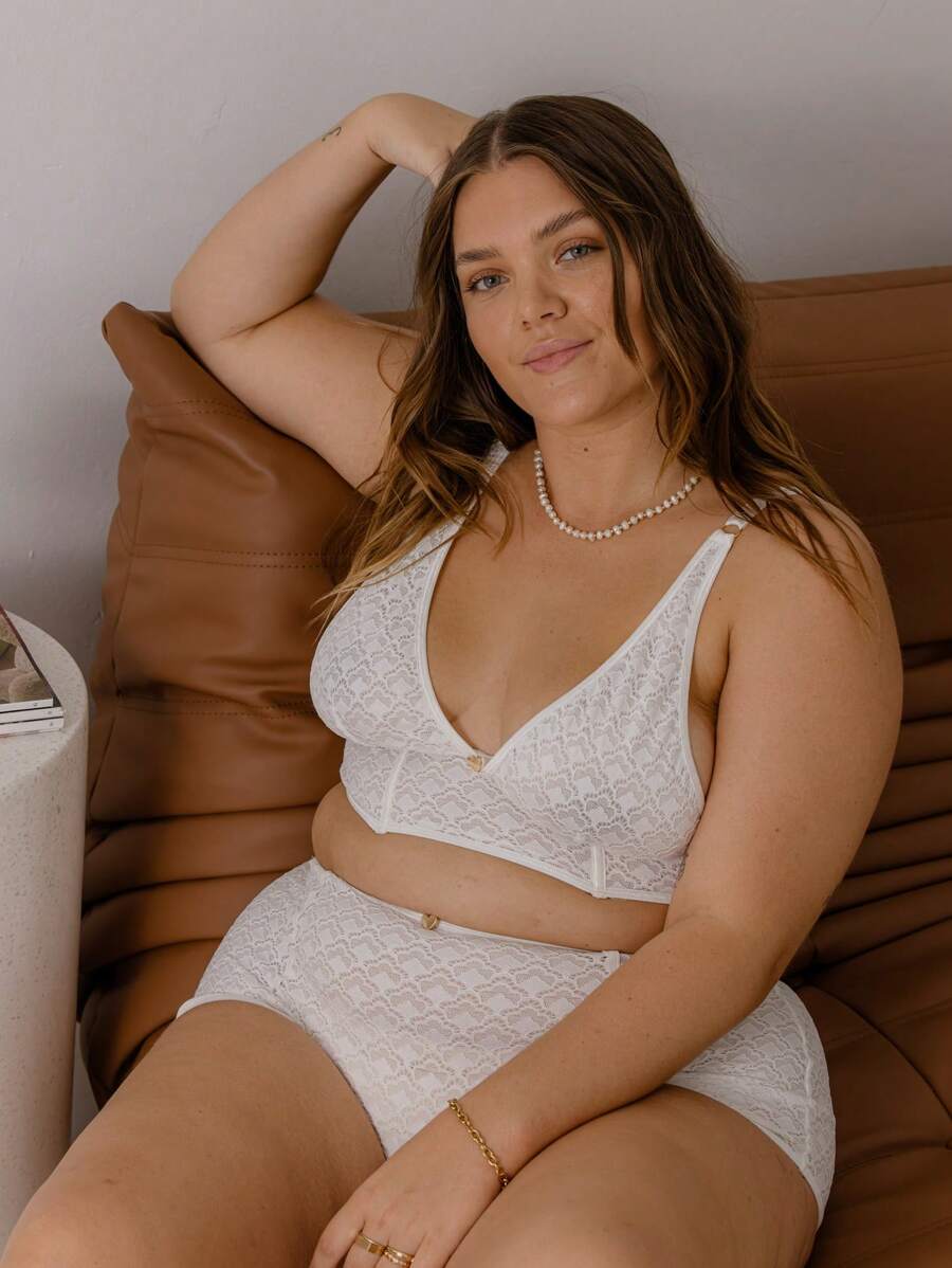 Aralina Curve All Over Lace Corset Boyleg Valentine Bra And Panty Lingerie Set