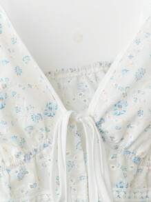 Flirla Plus Size Sweet Embroidered Ditsy Floral Camisole - Blue - View 3