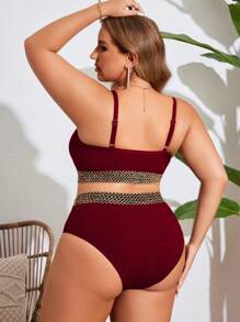 SHEIN Swim Curve 2pcs Plus Size Women Spaghetti Strap Contrast Tape Decor Separate Style Casual Resort Swimwear Bikini Set, For Summer Beach Vacation - Burgundy - View 2