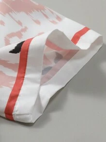 Manfinity Chillmode 男式前扣短袖印花休闲上衣和短裤 2 件套 - 彩色 - 查看 5