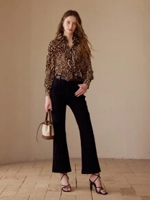 PREMIUM Blusa con collo a fiocco e volant a motivo leopardato - Castano - Visualizzare 5